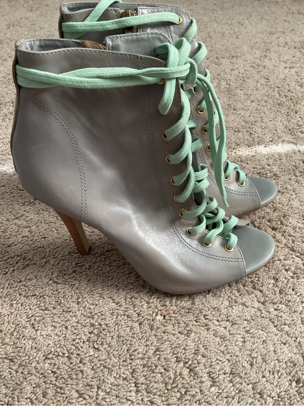 Aldo peep toe